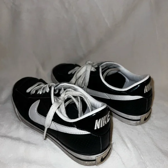 NIKE BRS LADIES SWEET CLASSIC LOW SNEAKERS SHOES BLACK LEATHER Sz